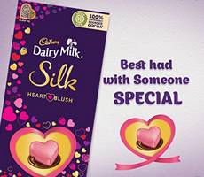 Swiggy Instamart Cadbury Dairy Milk Heart Blush 250gm Pack at Rs 65 Loot Deal